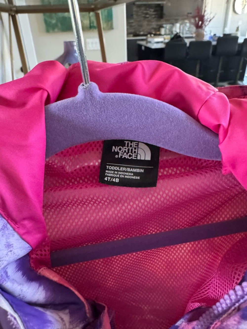 The North Face Girls' Pink & Purple Patterned Ski / Light Hoodie Jacket - Picture 2 of 3